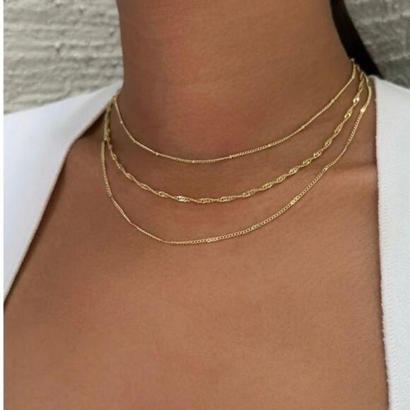 3-Chain Necklace Set - Picture 4 of 7